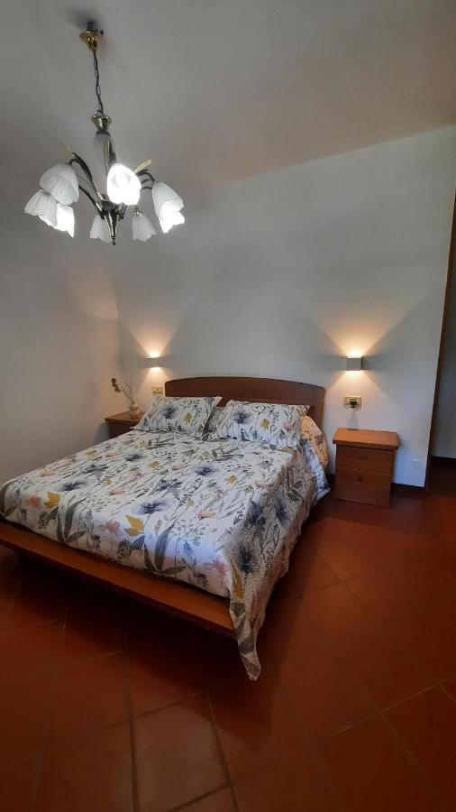 Elisa Holidays Apartments Puegnago del Garda Esterno foto