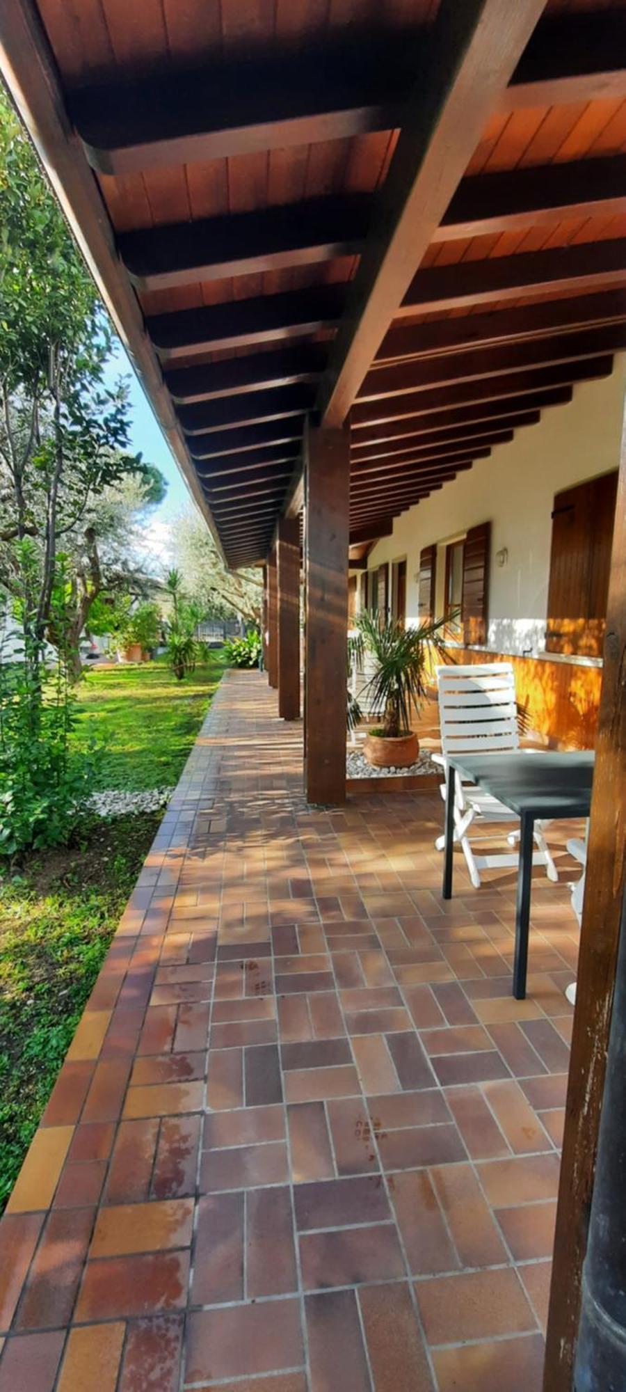 Elisa Holidays Apartments Puegnago del Garda Esterno foto