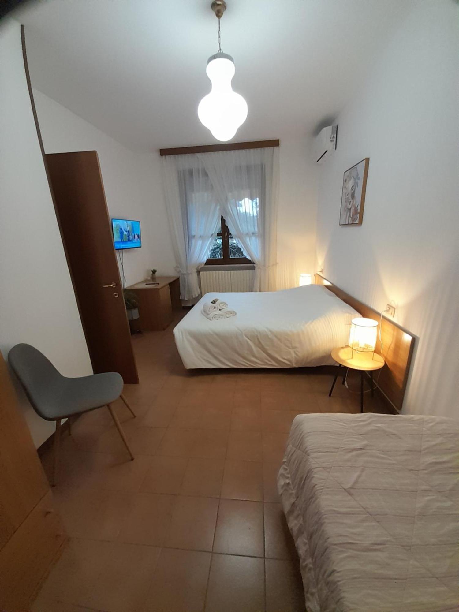 Elisa Holidays Apartments Puegnago del Garda Esterno foto