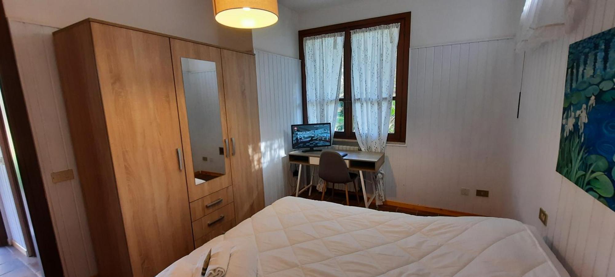 Elisa Holidays Apartments Puegnago del Garda Esterno foto