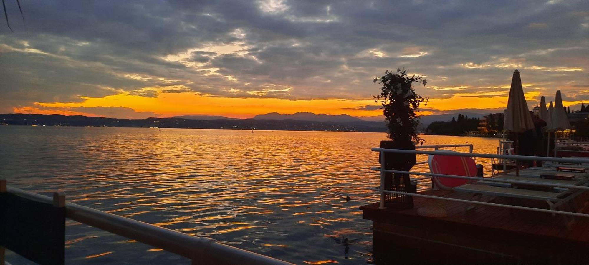 Elisa Holidays Apartments Puegnago del Garda Esterno foto